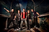 Simple Plan - Simple Plan kommen mit neuem Stoff !